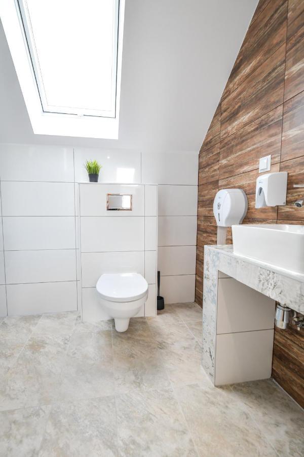 Kempingzator Apartamenty Buitenkant foto