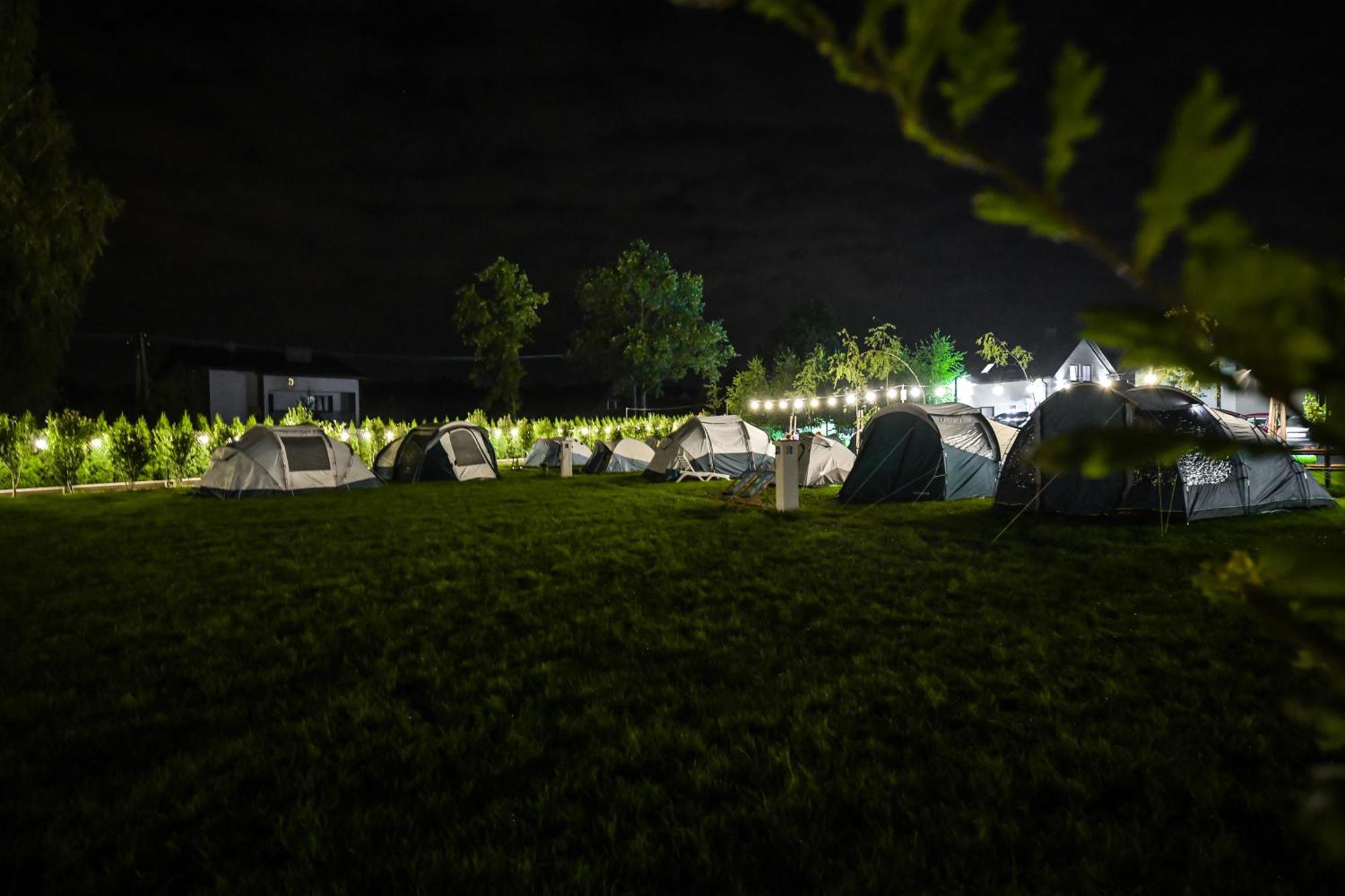 Kempingzator Apartamenty Buitenkant foto