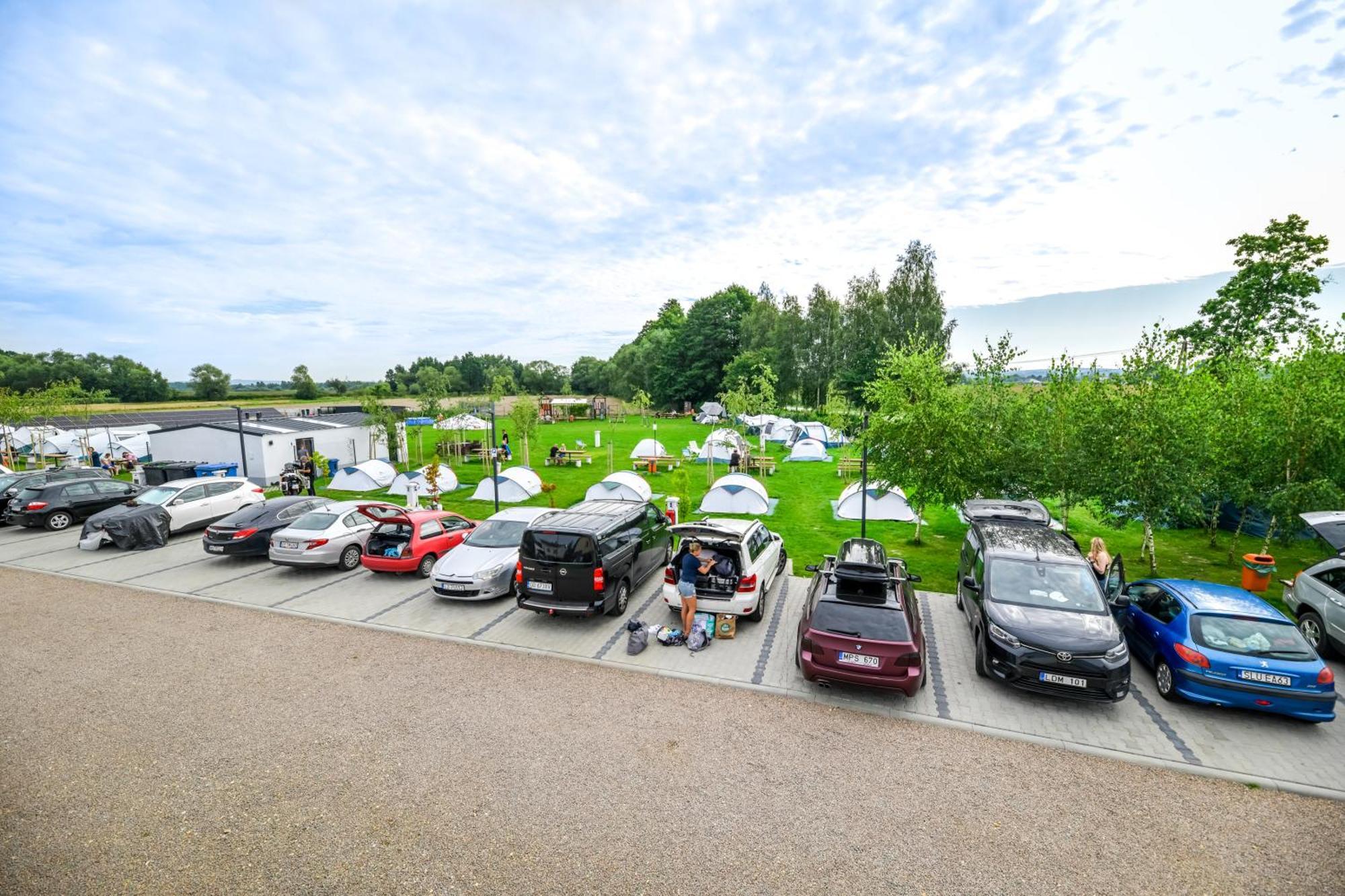 Kempingzator Apartamenty Buitenkant foto